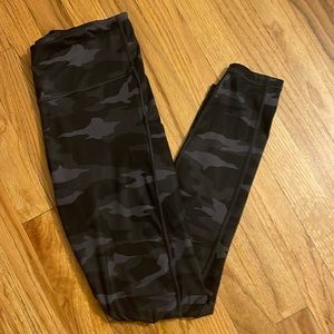 Athleta women’s leggings work out pants medium new